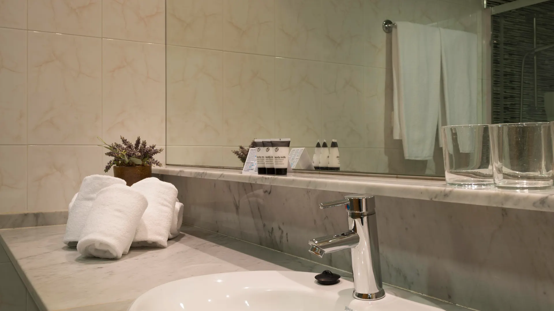 Hotel Alexandra Aparthotel Benstarhotelgroup Tarragona